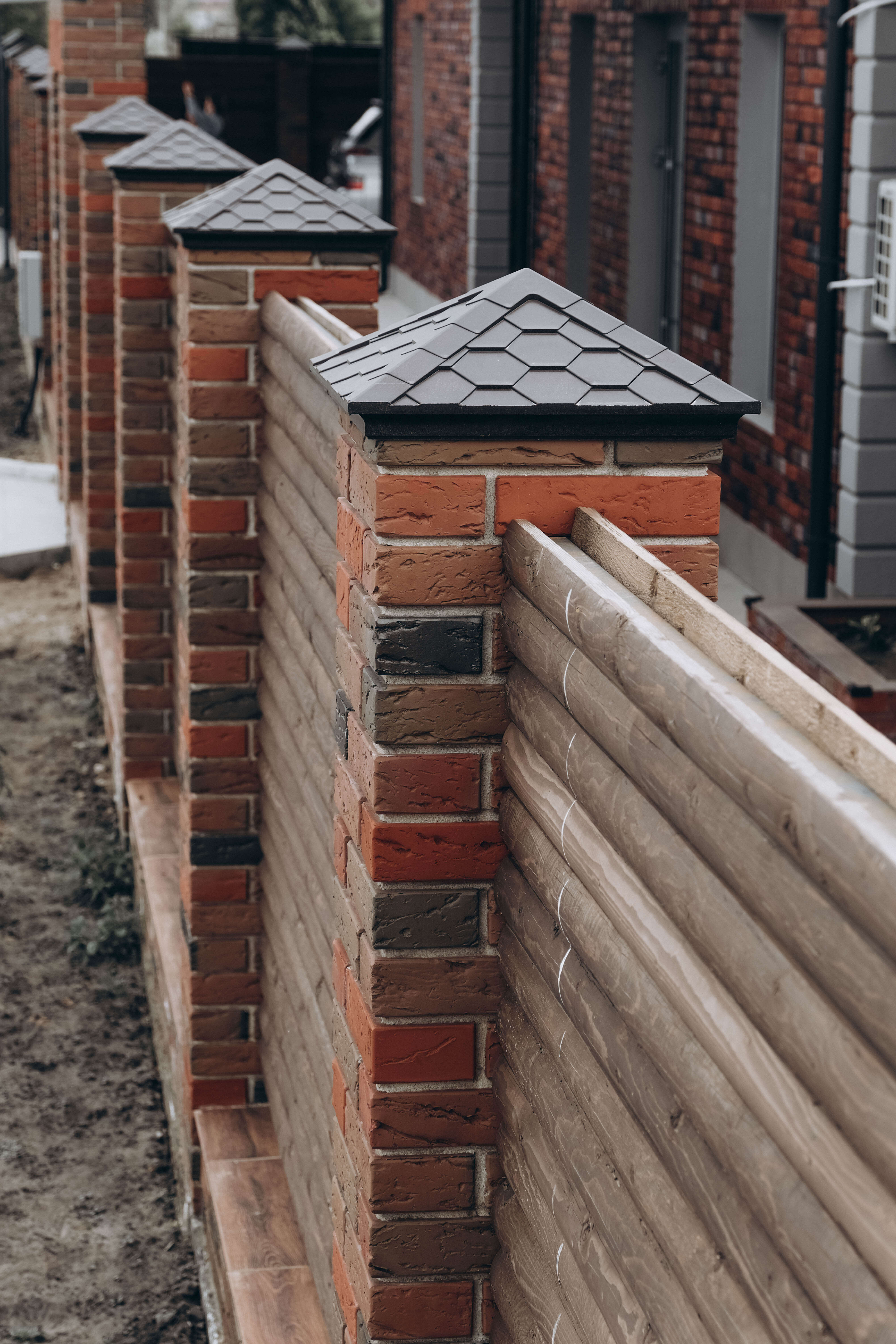 Колпак Zking Эверест Коричневый на столб 1.5х1.5 кирпича (390х390мм) в Чайковском фото